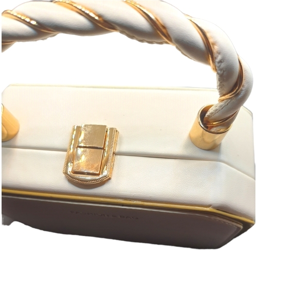Gold and Cream Box Handbag - Picture 3 of 6